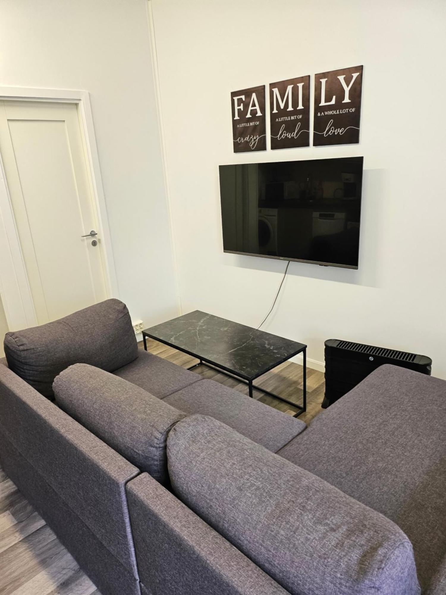 Tromsoapartment Silent Area With Nice View I Have Warm Caravan For Rent Same Place, 4 People Extérieur photo